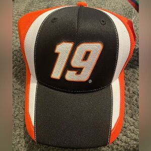 NWT Martin Truex Jr Joe Gibbs Racing Team Collection Bass Pro Performance